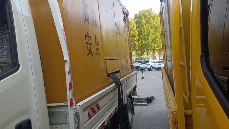 陕州如何判断柴油发电机组和UPS电源的切换时间是否符合要求？